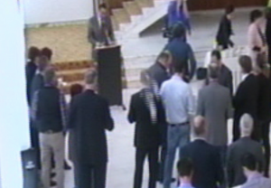 Het incident was live te zien op RTV Seaport.