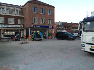 De Primera aan het winkelcentrum Planetenweg. Foto: RTV Seaport/Jelle Dijkstra