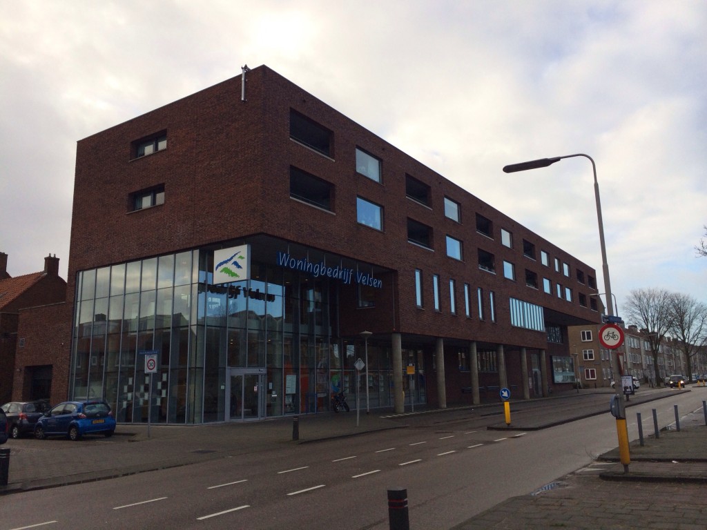 Directeur Woningbedrijf Velsen vertrekt