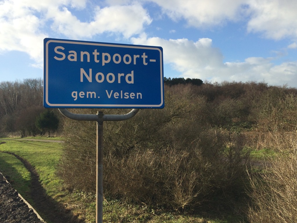 Politie pakt vier mannen voor inbraak Santpoort-Noord