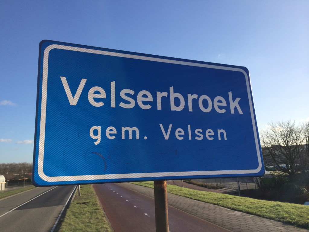Vandalen slopen lantaarns Velserbroek