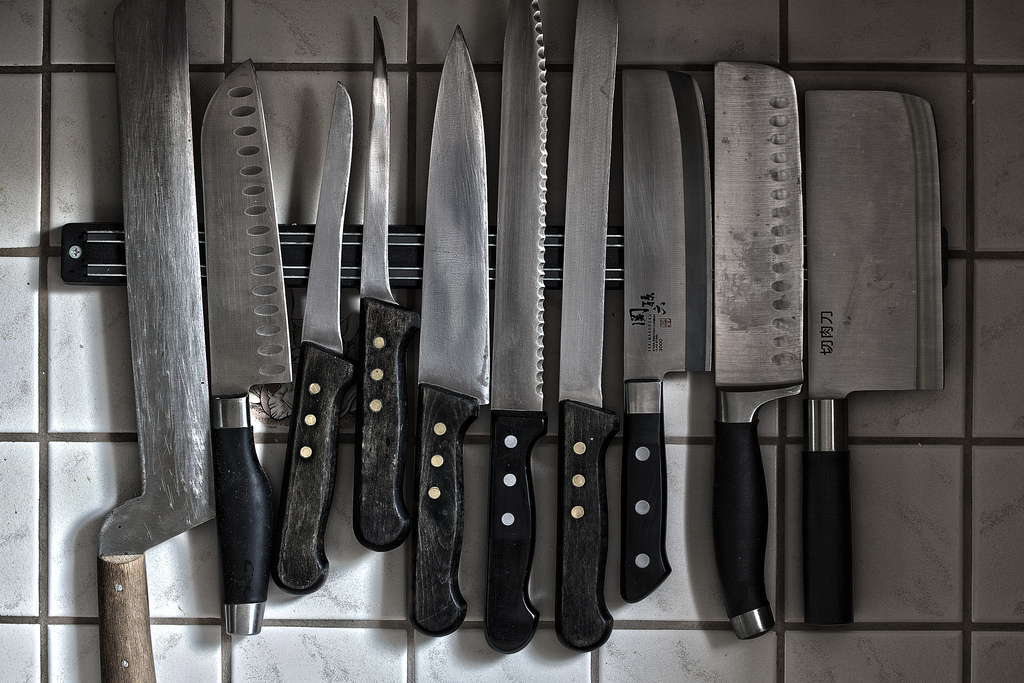 Hangjongeren pakken 40-jarige messentrekker