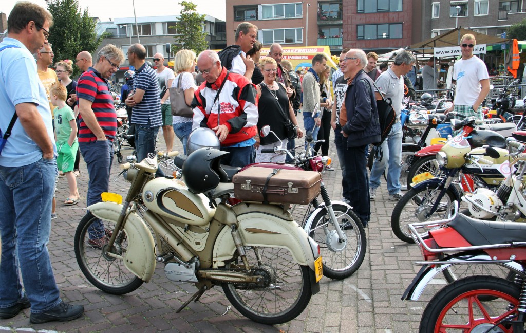 In beeld: Ringsteken in scootmobiels
