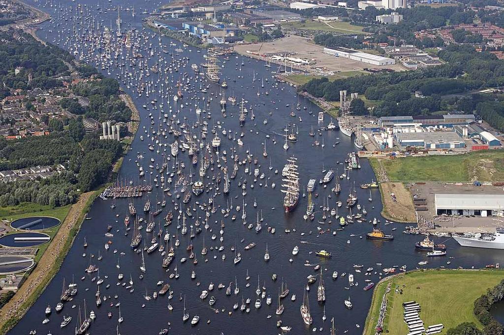 “Sail 2015 op losse schroeven”