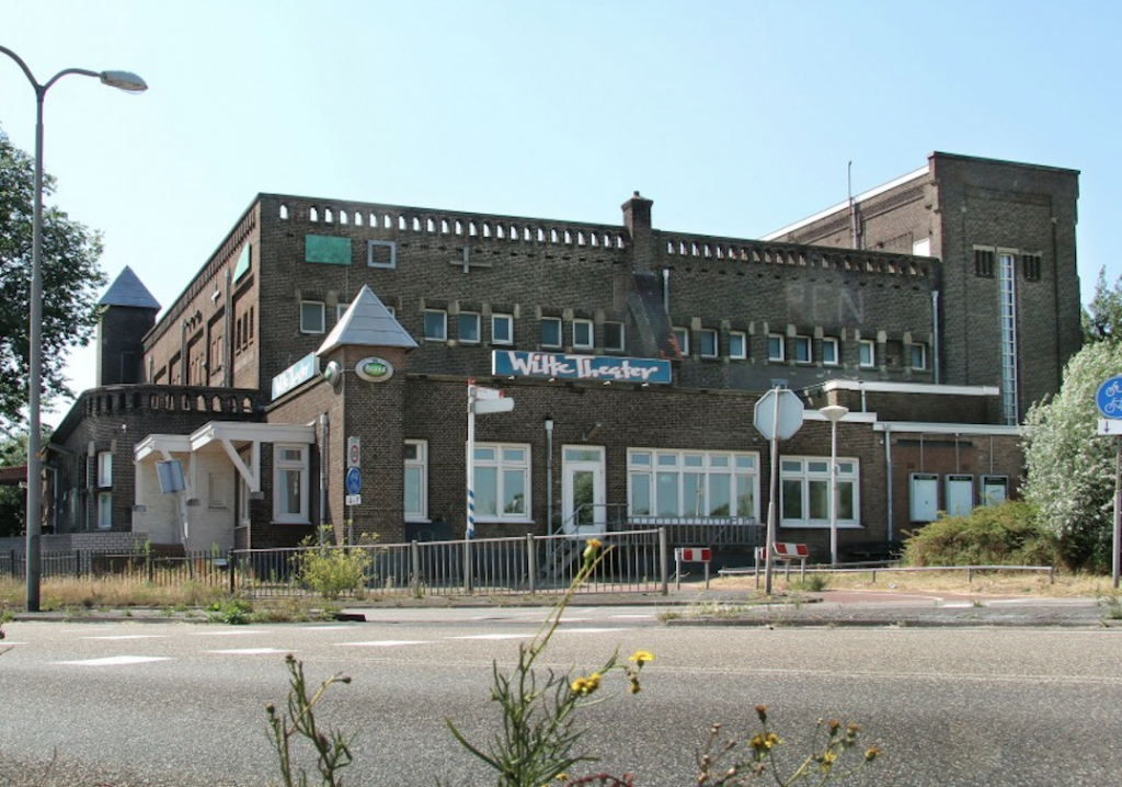 Verbouwing Witte Theater halverwege