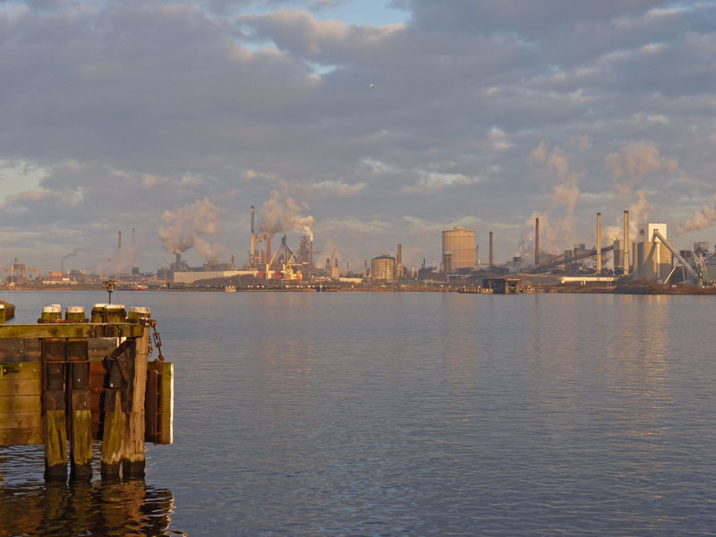 Grote brand bij Tata Steel IJmuiden