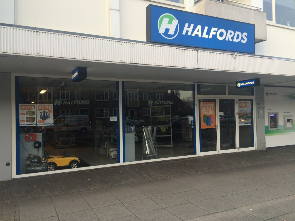 Doorstart Halfords mislukt: winkels dicht