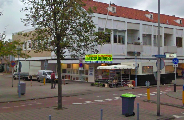 Oud pand BoekenVoordeel wordt toilet