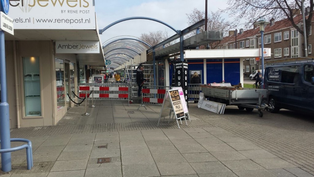 Sloop Lange Nieuwstraat begonnen