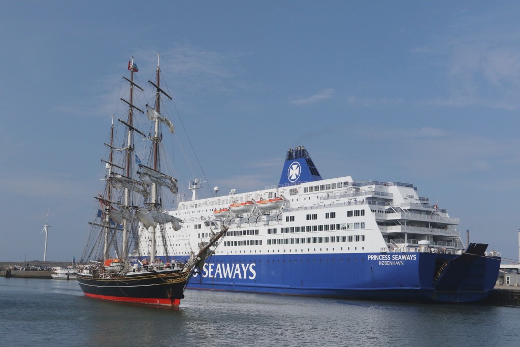 In beeld: Trossen los voor PreSail