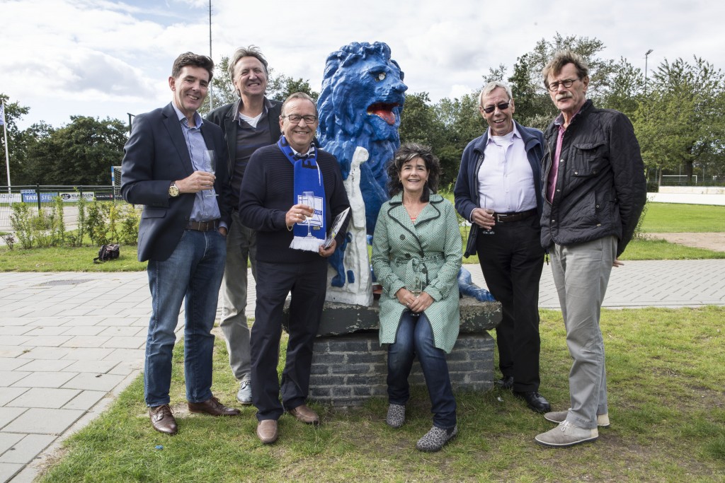 ‘Leeuw Amsterdam CS’ in Velsen