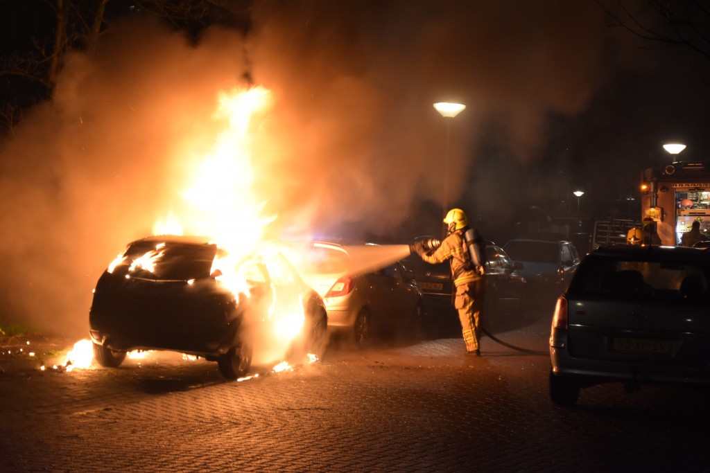 Autobrand Kolebossenlaan IJmuiden