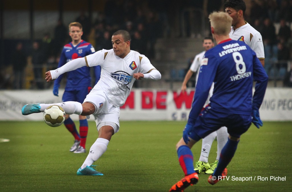 Telstar verliest oefenwedstrijd van Heerenveen