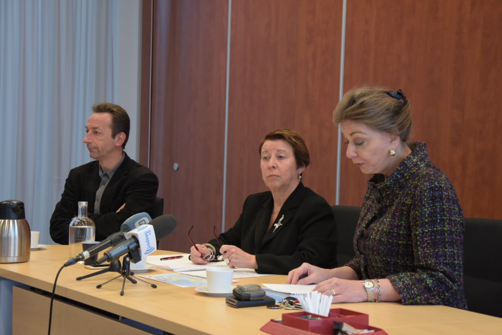 Persconferentie vondst explosieven