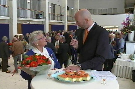 13 Velsenaren gedecoreerd