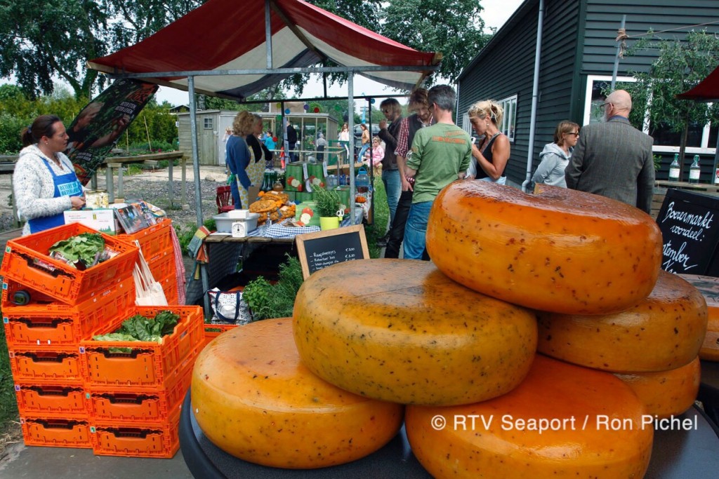 Vijfde Boerenmarkt in Santpoort