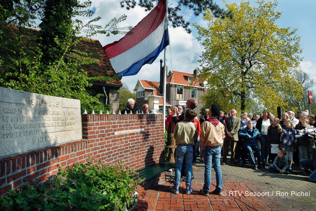 Dodenherdenking in Velsen