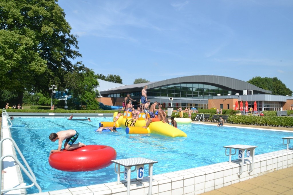 Zwembad Heerenduinen langer open