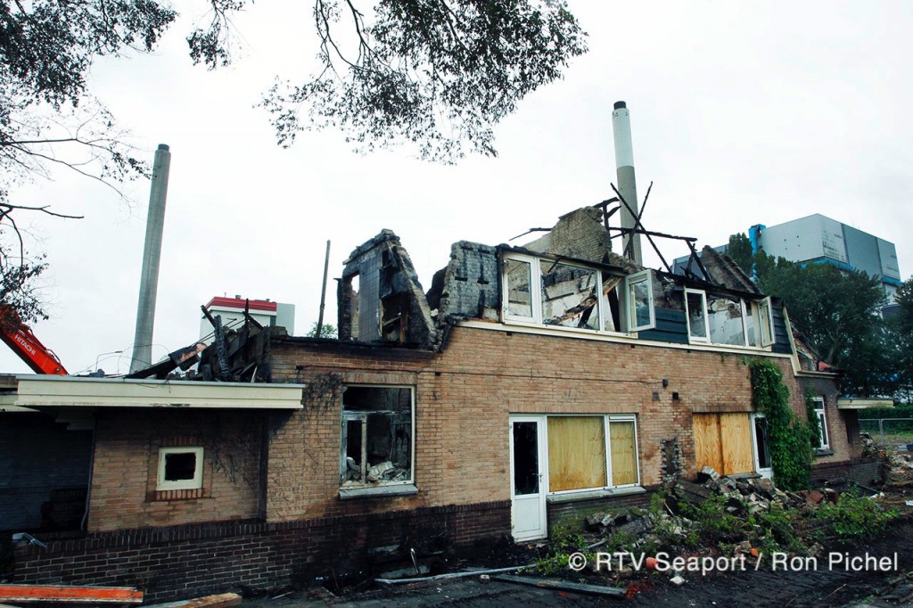 Directiewoningen Velsen-Noord in de as