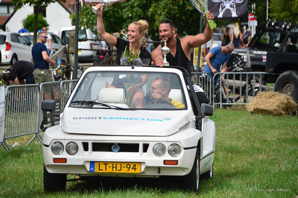Danielle en Remon pakken titel