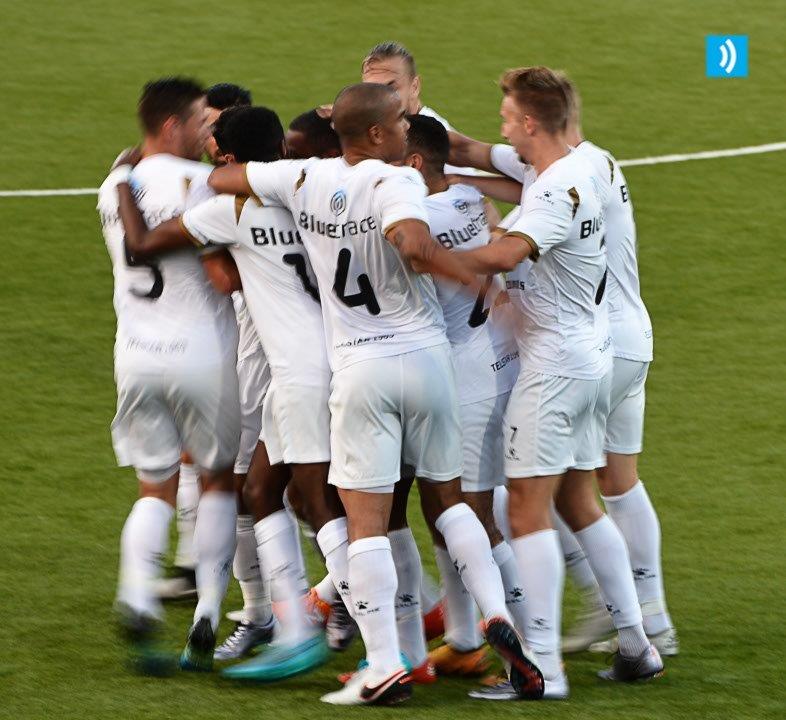 Telstar wint!!