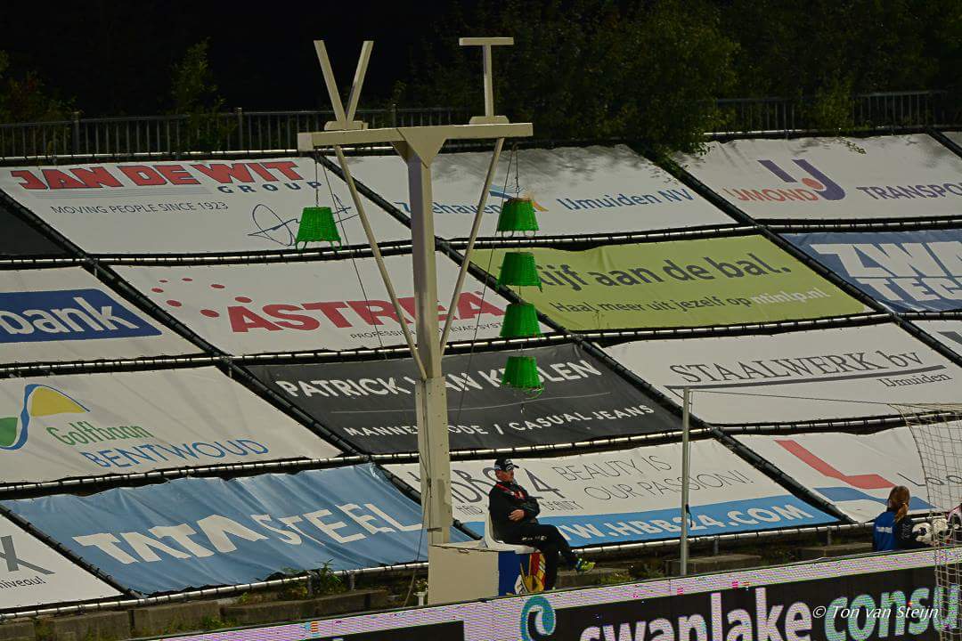 FC Eindhoven stopt opmars Telstar