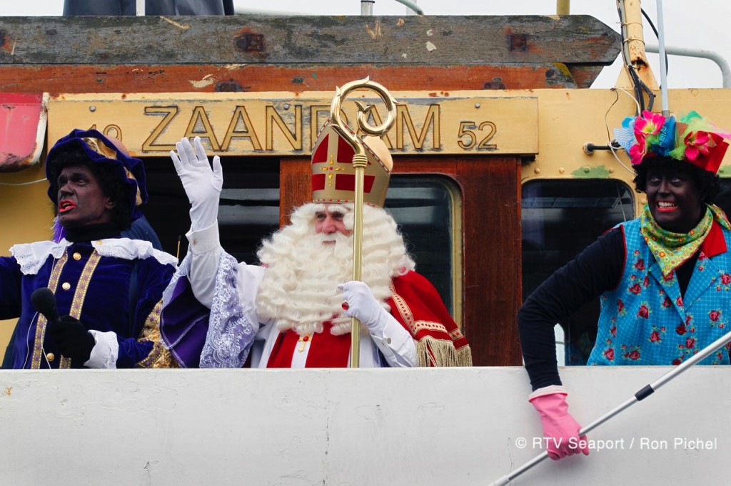 Sint en Piet in IJmuiden