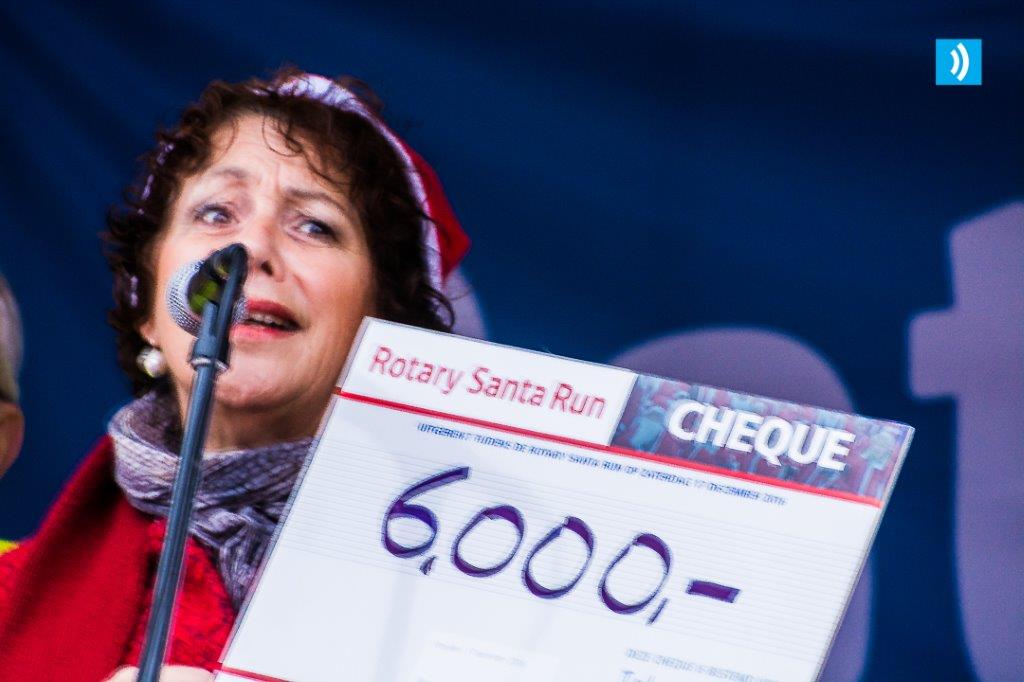 275 deelnemers voor Rotary Santa Run