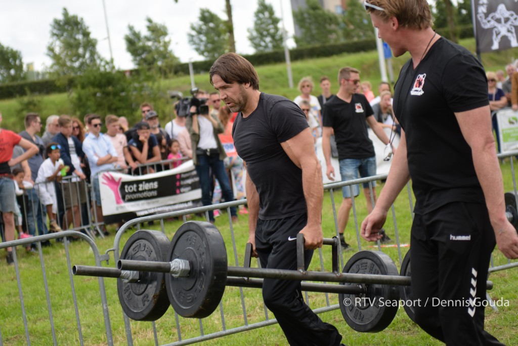 Videogroep filmt Dorpsfeest Santpoort
