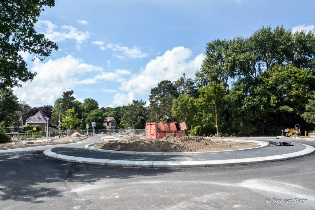 Rotonde Waterloolaan krijgt vorm