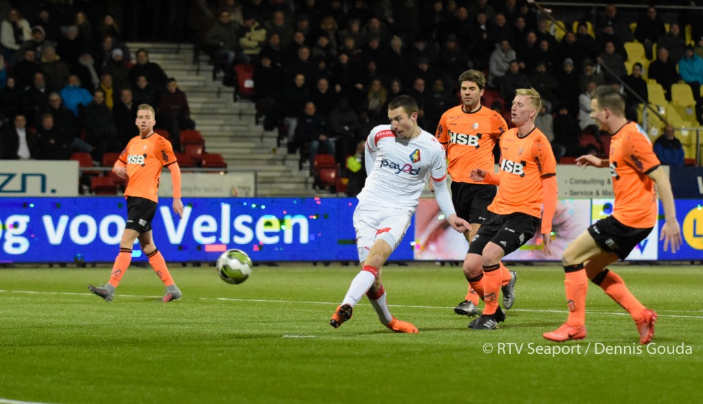 Telstar laat FC Volendam 5 keer vissen