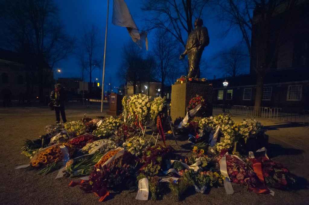 Wethouders Verkaik en Vennik naar Februaristaking