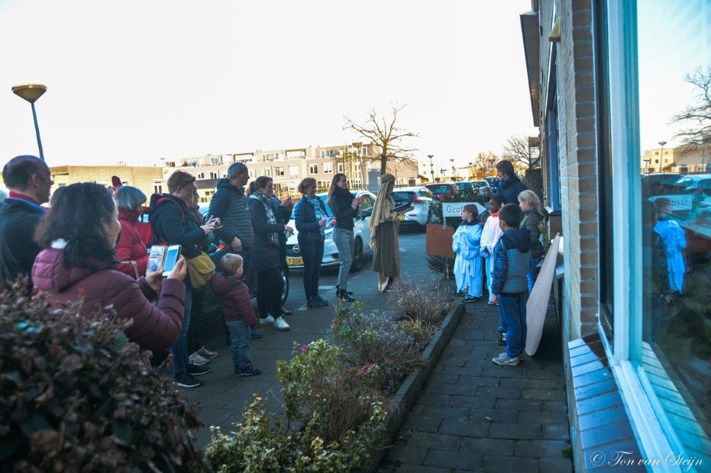 Wandeling langs paastuinen