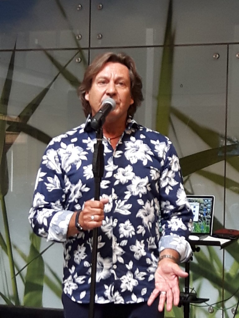 René van der Wel verrast Velserduin