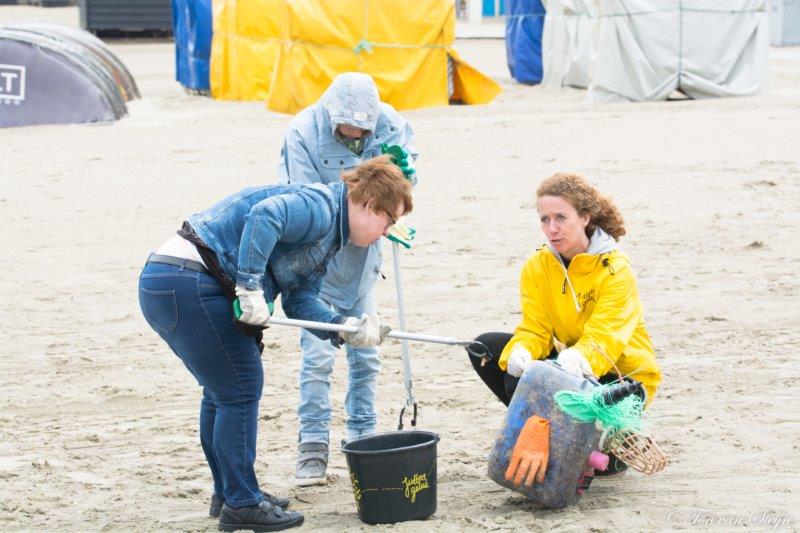 Juttergeluk en Beestenbende ruimen op