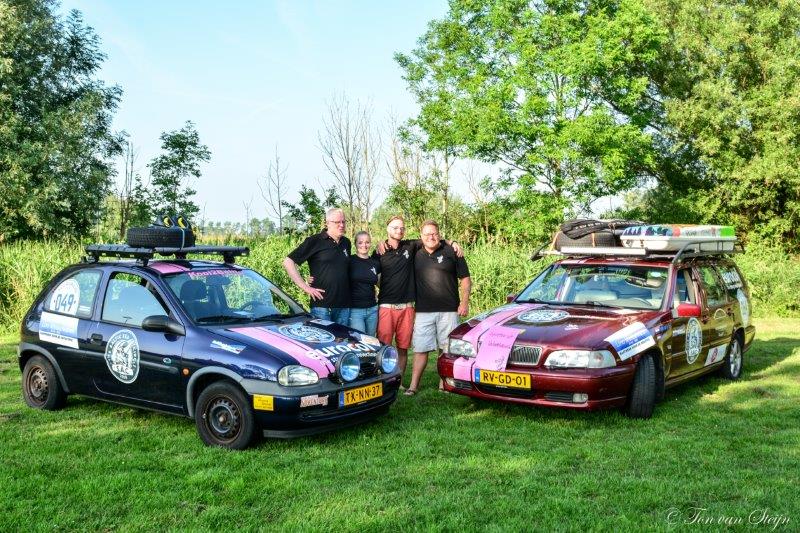 Cheque voor team Dannielle