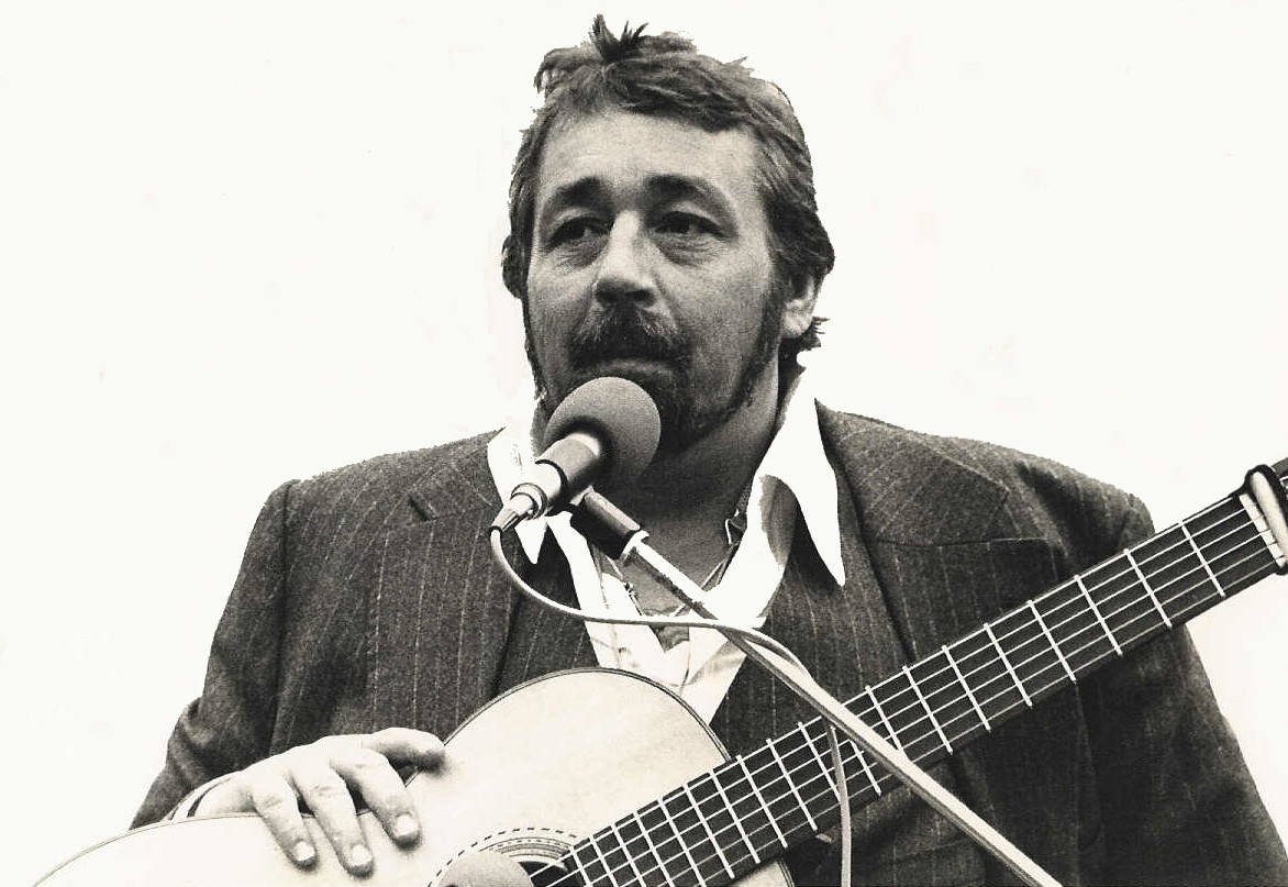 Muziekmiddag Cornelis Vreeswijk in Verpleeghuis Velserduin