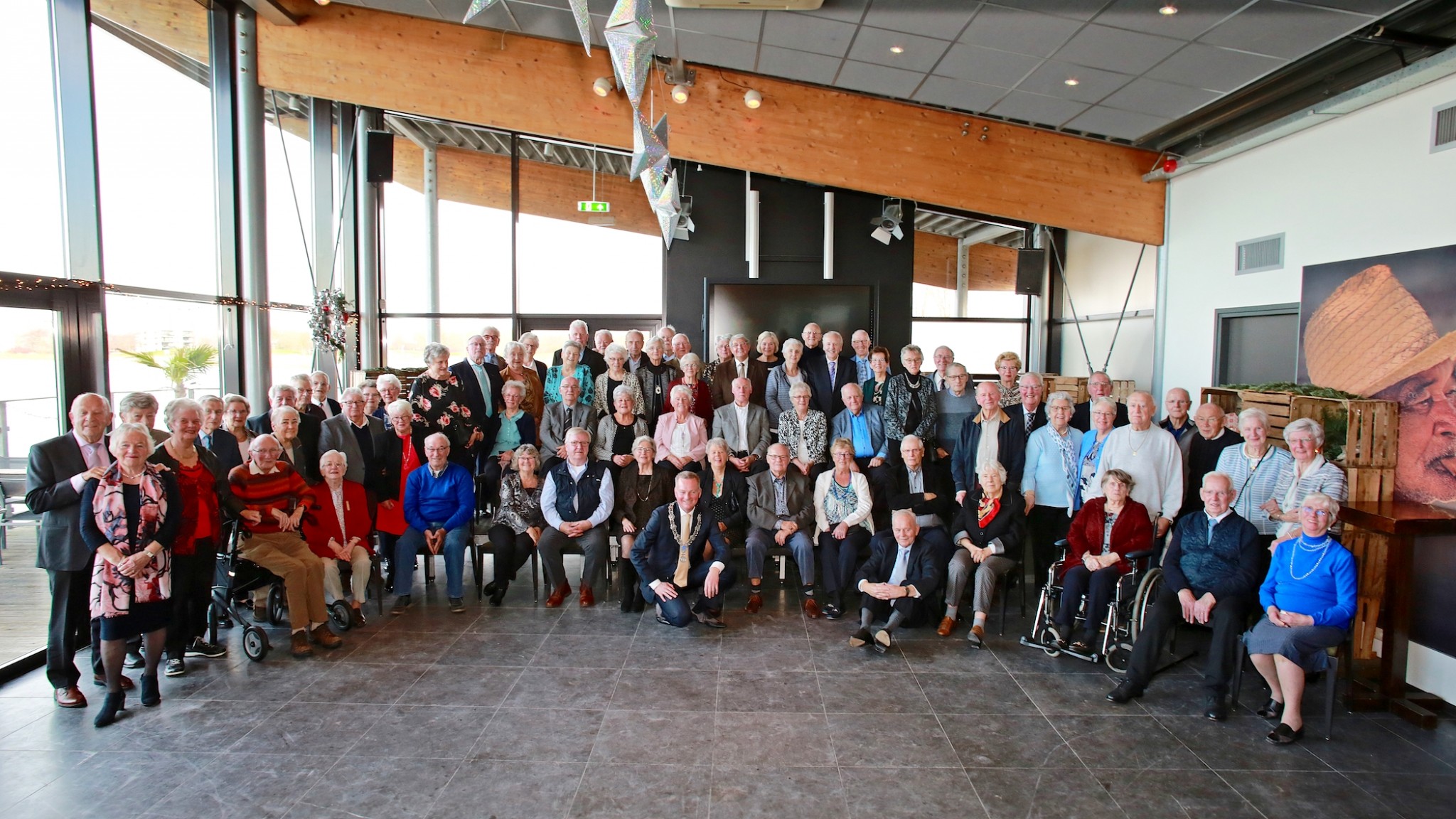 Gemeente Velsen ontving diamanten echtparen
