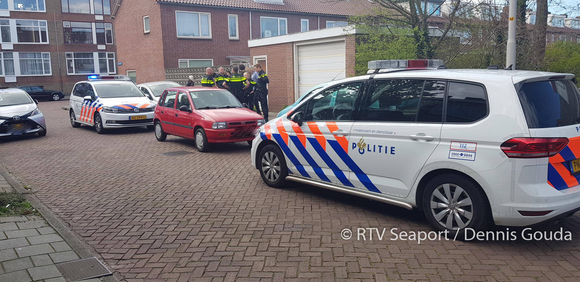 Vader en zoon overmeesteren inbreker in IJmuiden