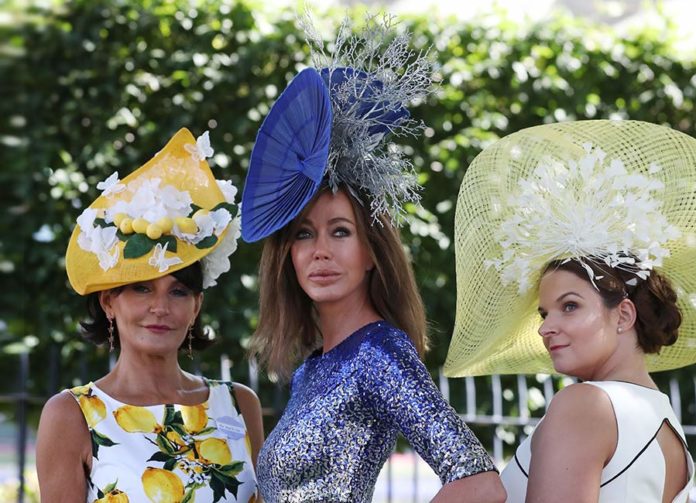 In ‘Ascot-style’ naar Dorpsfeest Santpoort