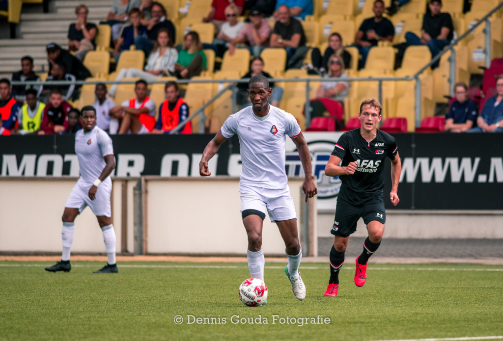Glynor Plet terug bij Telstar