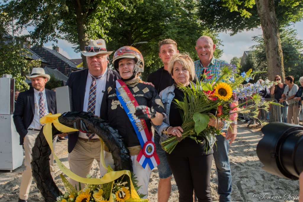 Doc Holiday prolongeert titel in Santpoort