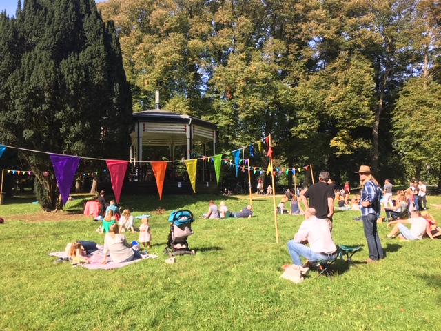 Parksessie Velserbeek in teken van Monumentendag.