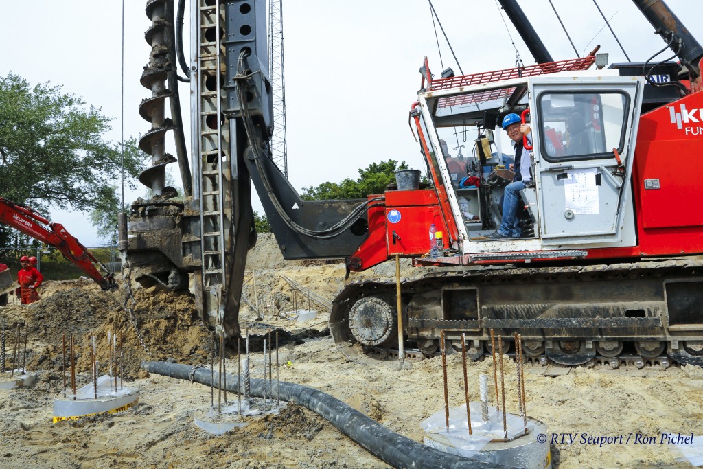 Eerste paal appartementen Orionweg