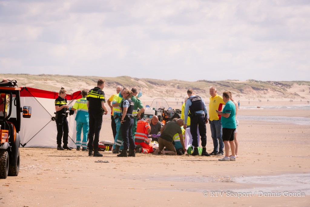 Een zwemmer in de problemen geraakt
