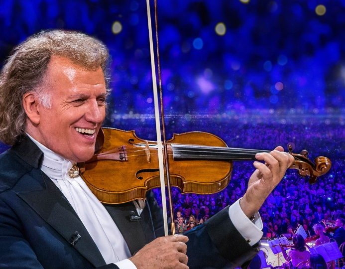 André Rieu & André van Duin op witte doek
