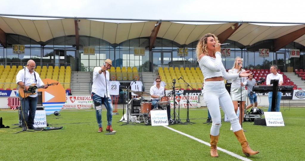 Als vierde staat Telstar centraal in het Velsen Virtueel Festival
