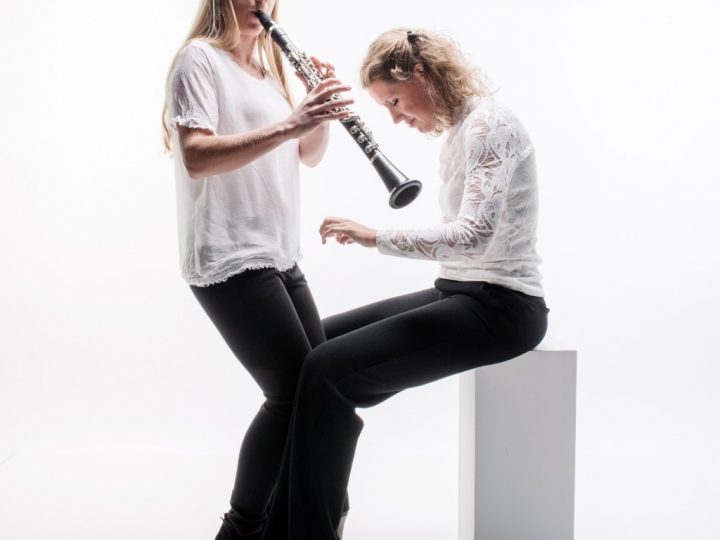Duo Heemsbergen & Van Jaarsveld treedt op