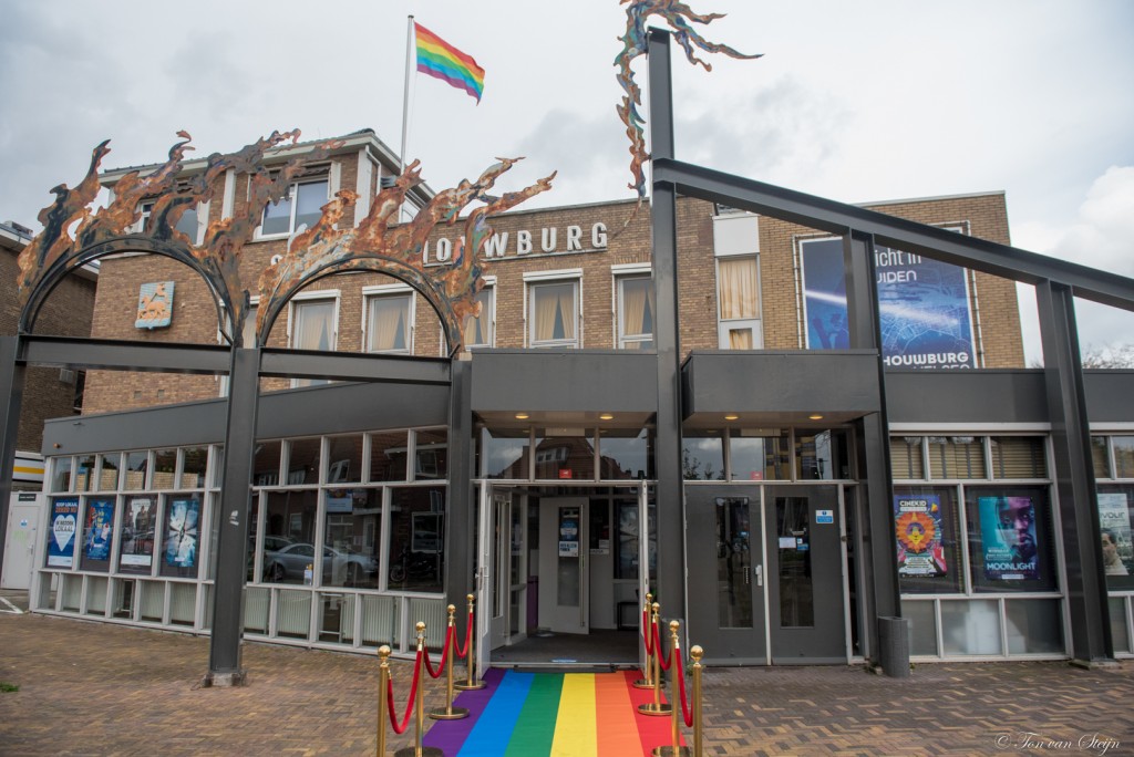 Uitzending talkshow Coming Out Day een dag later op TV