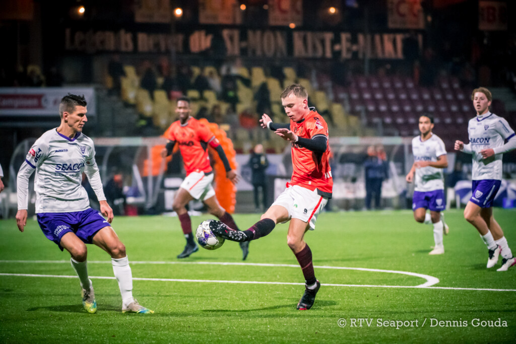 Telstar laat V.V.V. ontsnappen